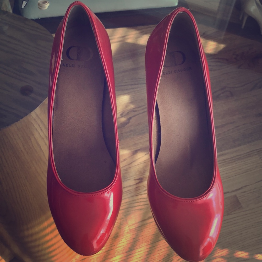 Kelsi Dagger Coral Patent Leather Platform Pumps